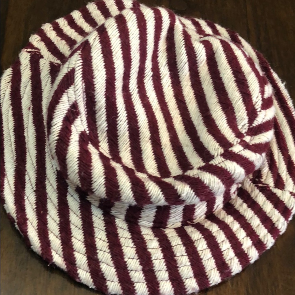 Brixton Hardy Bucket Hat Red -Burgundy/Cream NWOT - Picture 12 of 12